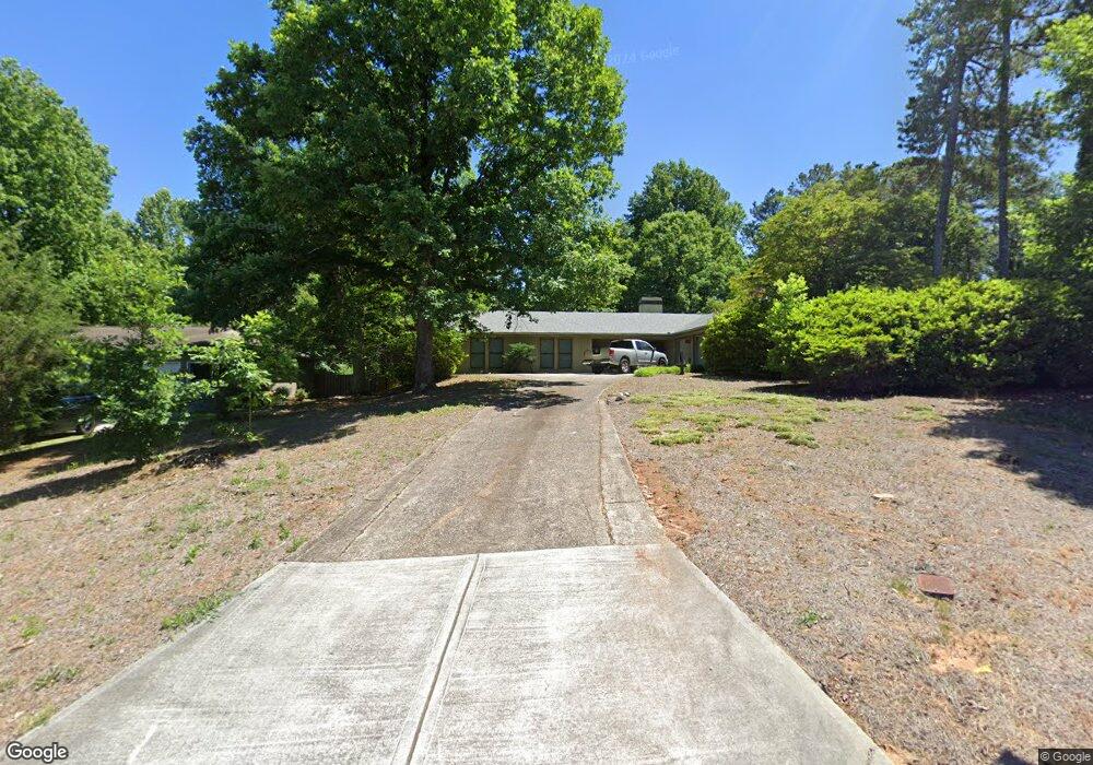 5276 Willow Point Pkwy, Marietta, GA 30068 - photo 1