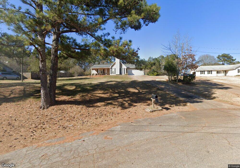 195 Sagebrush Rd, Stockbridge, GA 30281 - photo 1