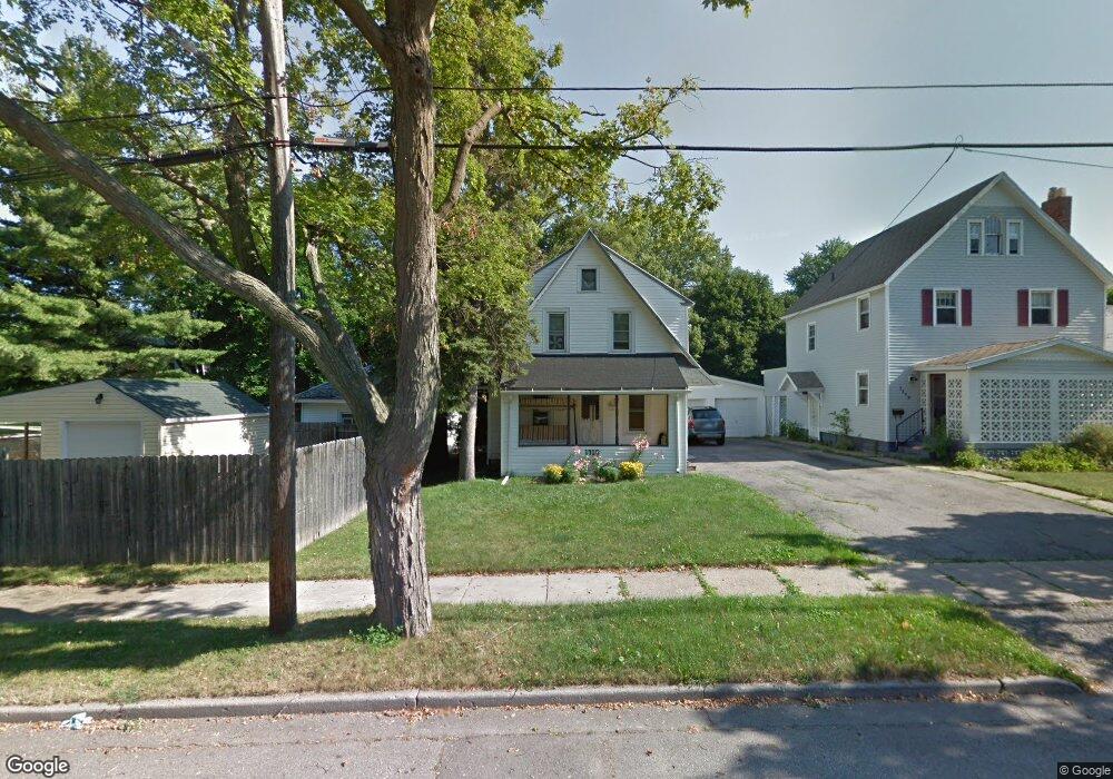 1318 Alsdorf St, Lansing, MI 48910 - photo 1
