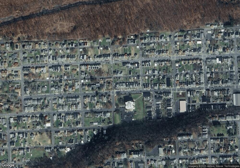 1337 W Arch St, Coal Township, PA 17866 - photo 1