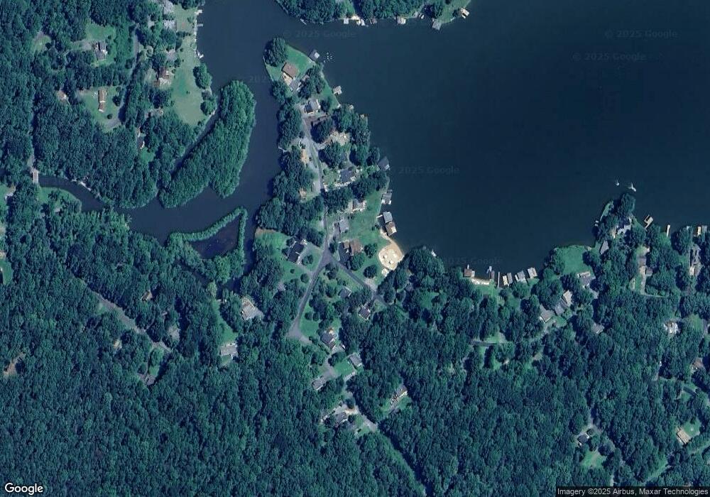 2128 S Lakeshore Dr, Louisa, VA 23093 - photo 1