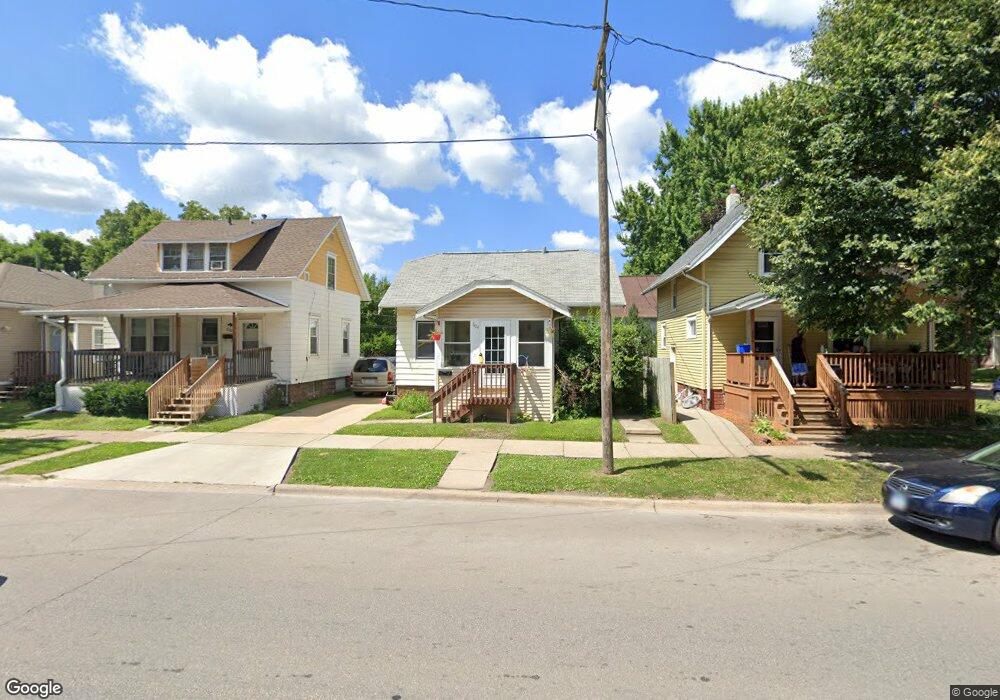 804 8th Ave SW, Cedar Rapids, IA 52404 - photo 1