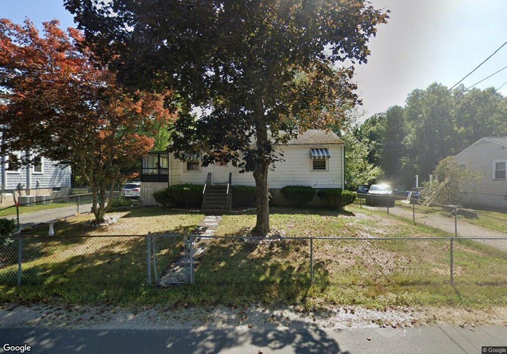 311 Forest St, Rockland, MA 02370 - photo 1