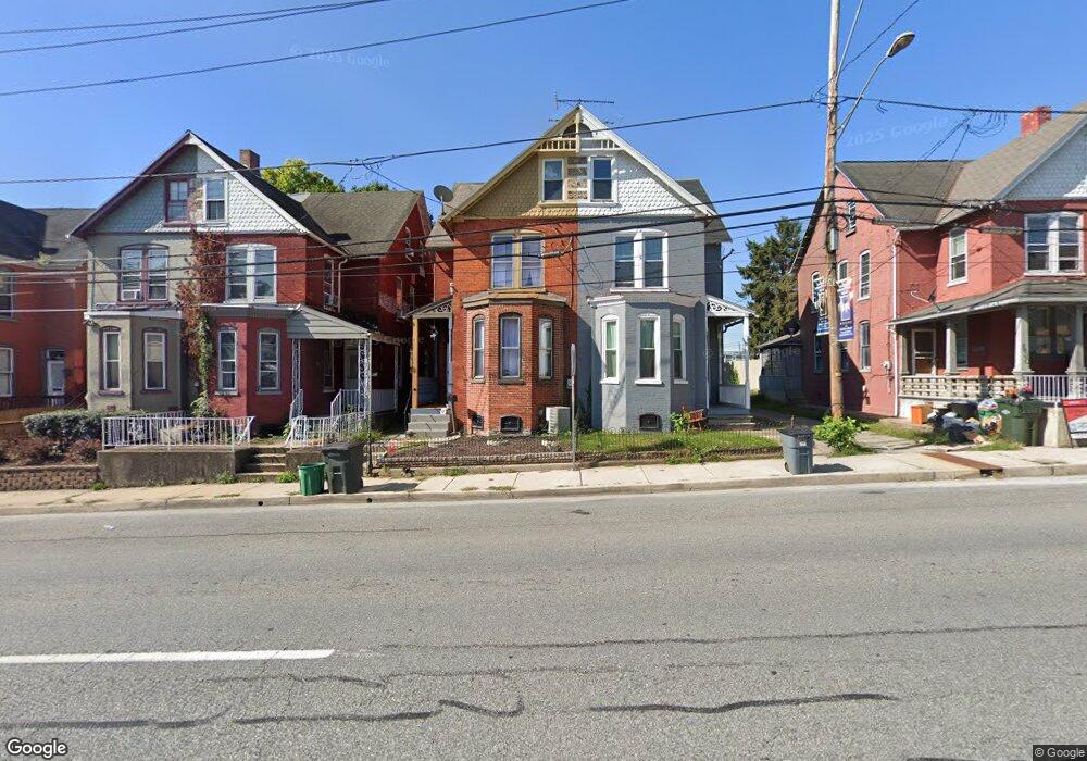 528 N 3rd St, Columbia, PA 17512 - photo 1