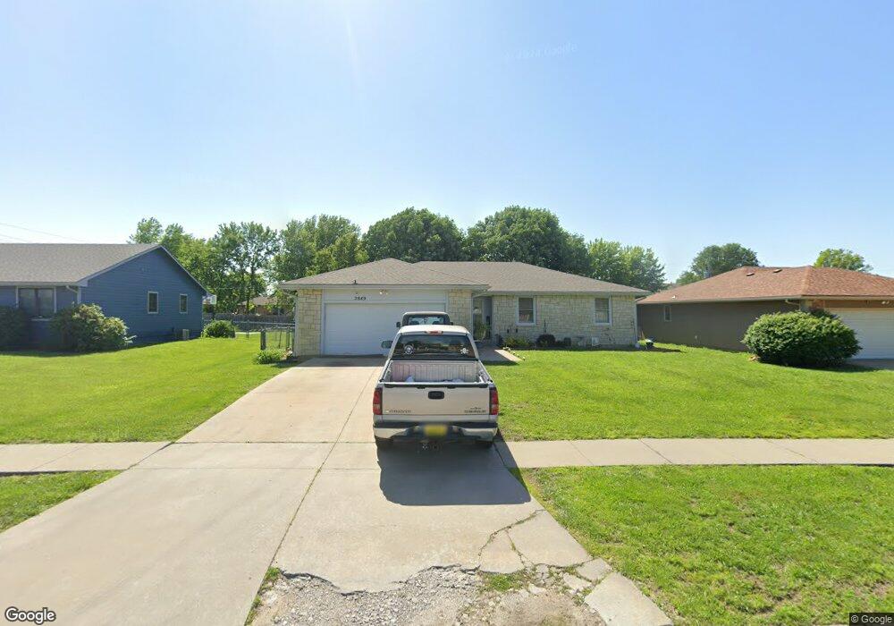 2849 SW Maxfield Rd, Topeka, KS 66614 - photo 1
