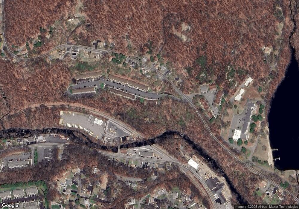 5 Treetop Ct, Bloomingdale, NJ 07403 - photo 1