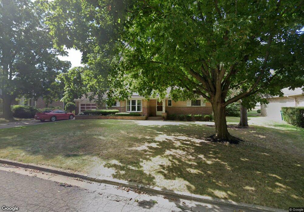 3019 N Cambridge Rd, Lansing, MI 48911 - photo 1