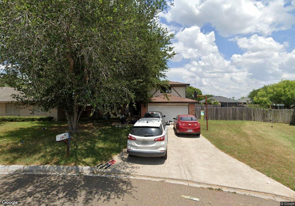 2212 N Wilson Dr, Weslaco, TX 78596 - photo 1