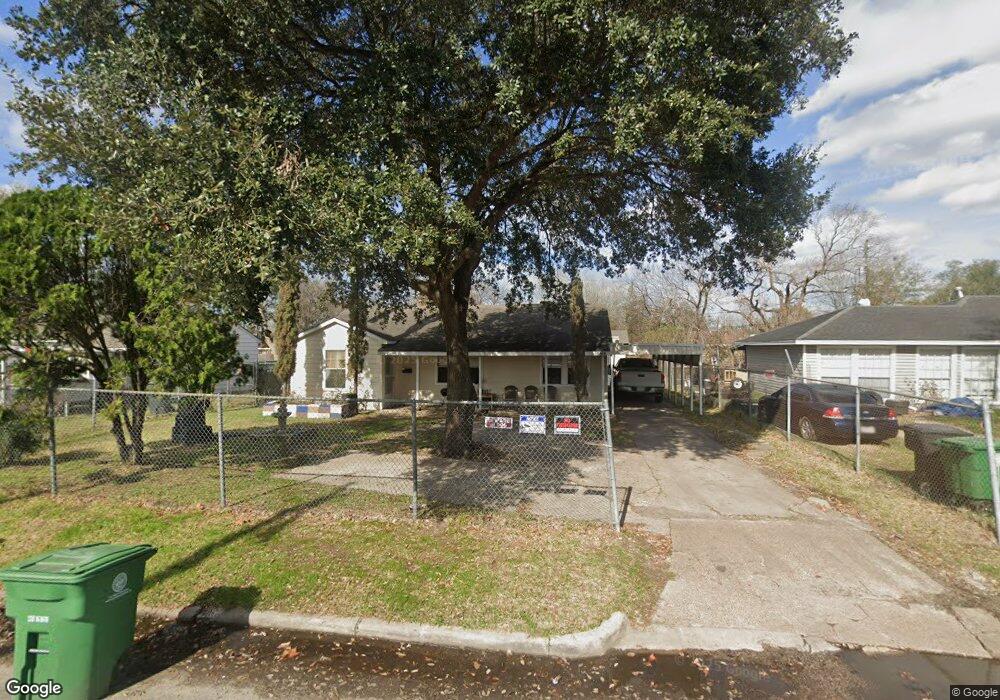 7519 Kingsley St, Houston, TX 77087 - photo 1