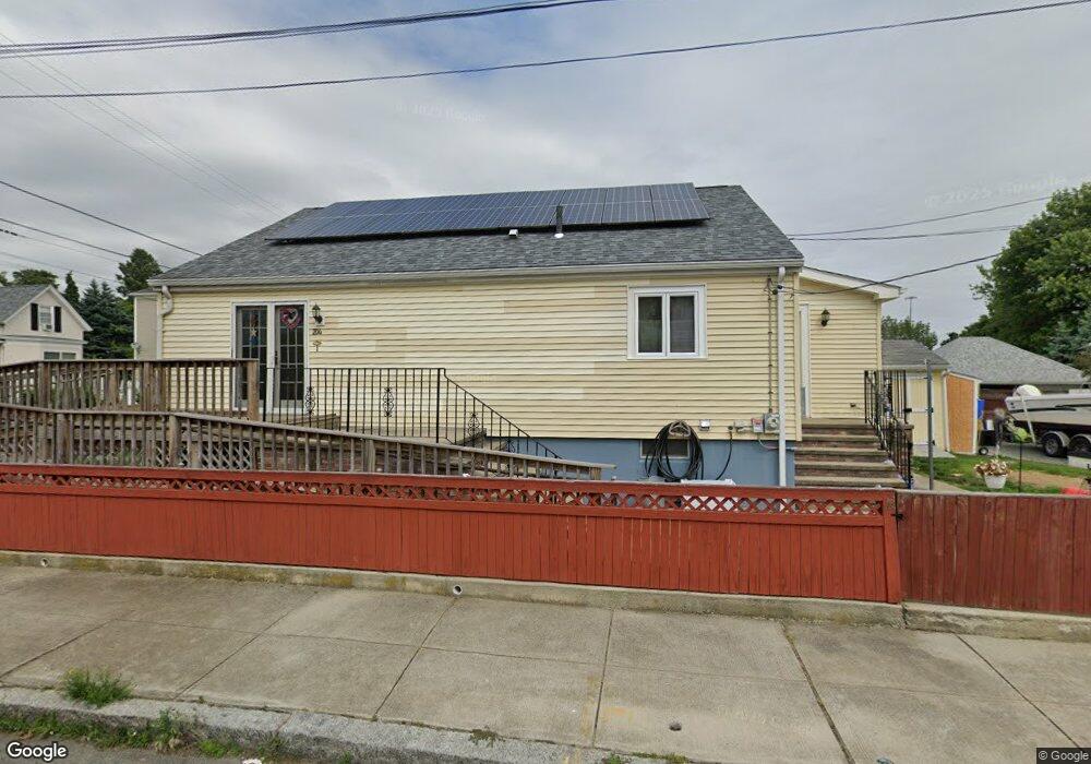 204 Fielden St, Fall River, MA 02723 - photo 1