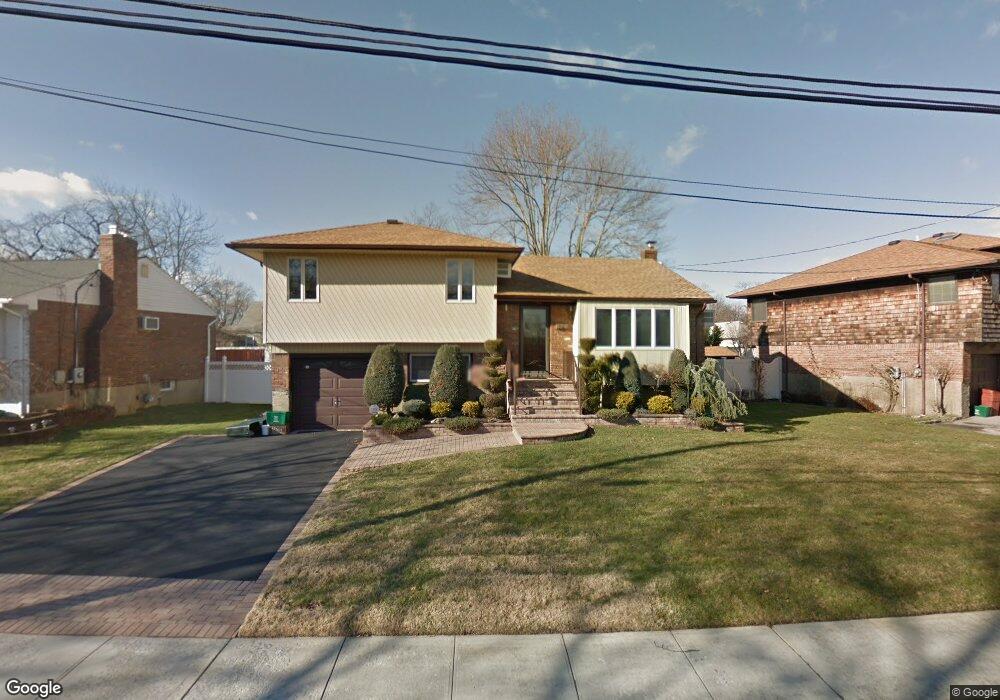 1758 White St, North Bellmore, NY 11710 - photo 1