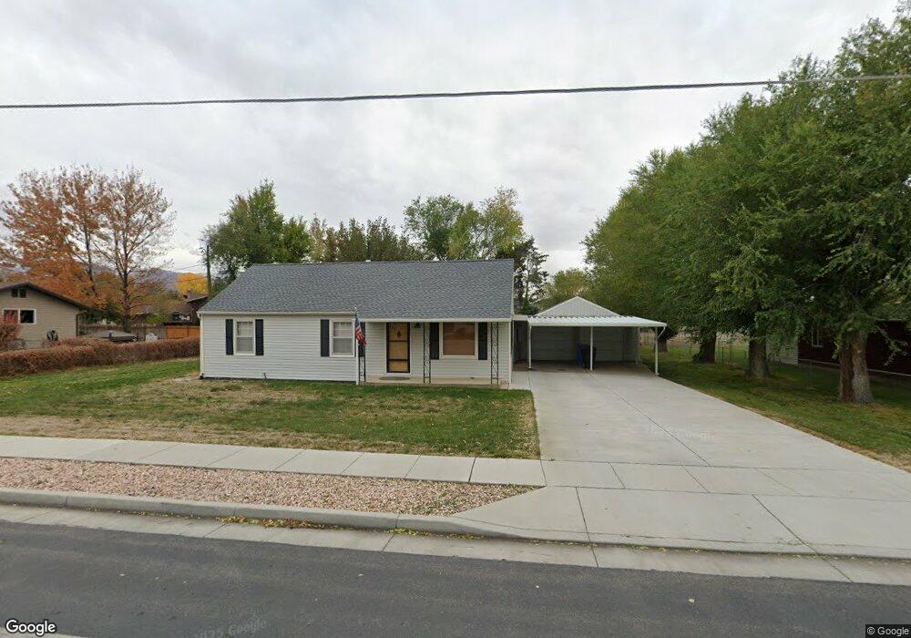 747 W Pages Ln, West Bountiful, UT 84087 - photo 1