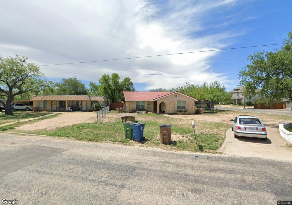 701 Baker St, San Angelo, TX 76903 - photo 1