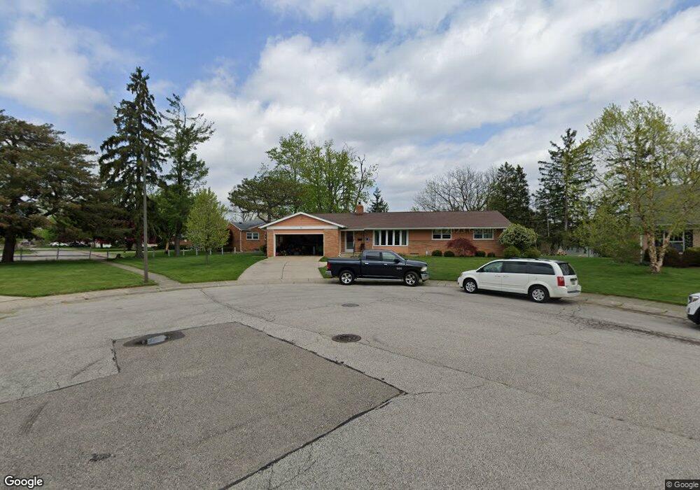 218 Orchard Rd, Adrian, MI 49221 - photo 1