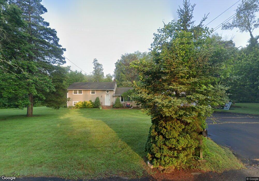 402 Janet Ln, Orange, CT 06477 - photo 1