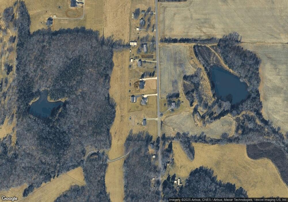 414 Longview Rd unit 2, Statesville, NC 28625 - photo 1