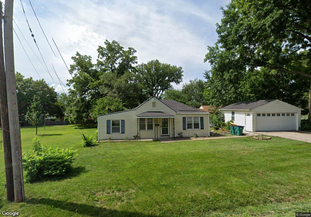 11323 W 61st Place, Shawnee, KS 66203 - photo 1