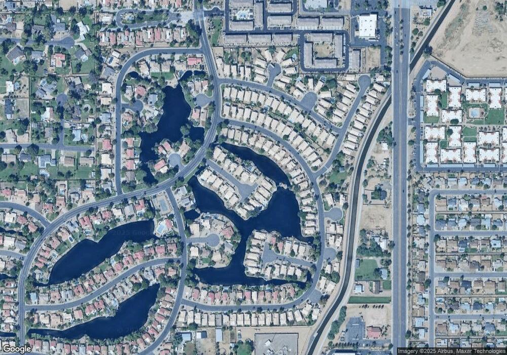 1726 E Commonwealth Cir, Chandler, AZ 85225 - photo 1