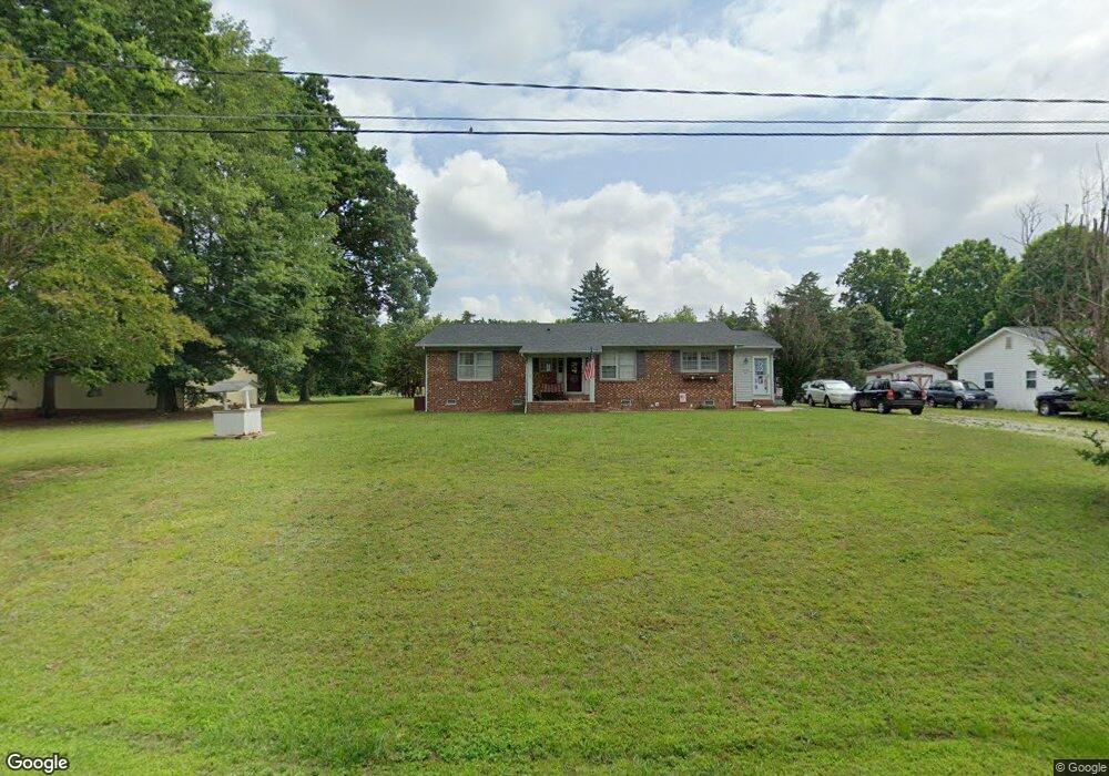 6184 Cedar Ln, Randleman, NC 27317 - photo 1