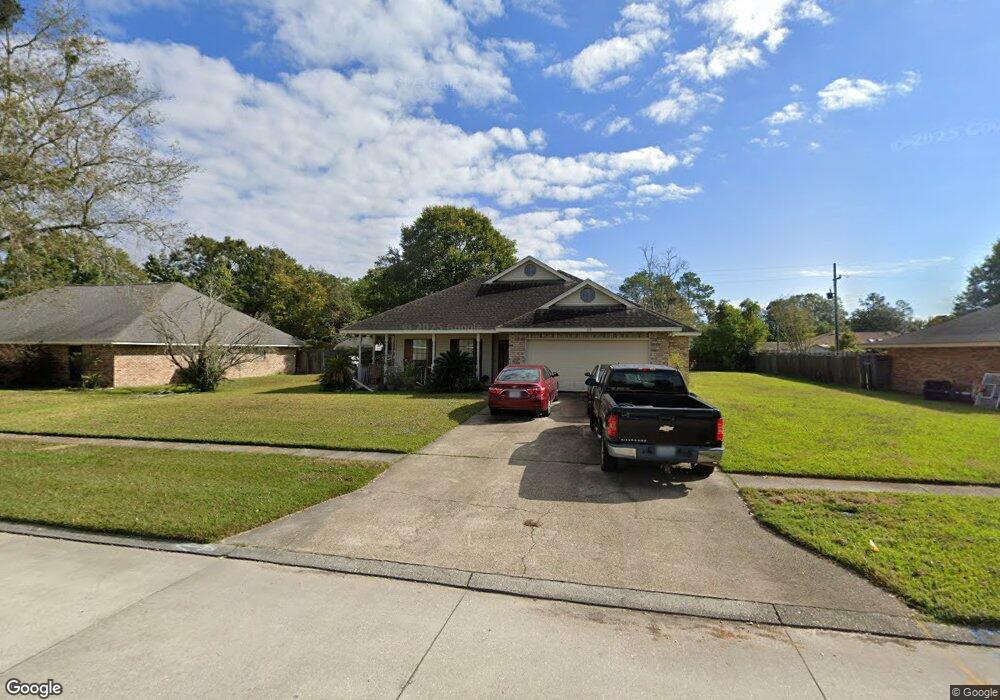 122 Queens Ln, Slidell, LA 70458 - photo 1