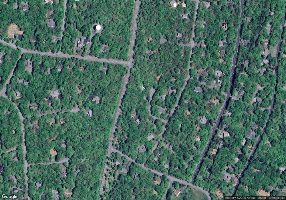 807 Kinglet Ct, Hawley, PA 18428 - photo 1