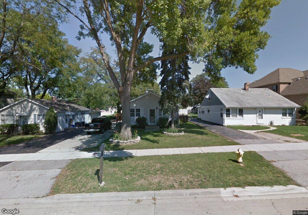 613 W Belden Ave, Elmhurst, IL 60126 - photo 1