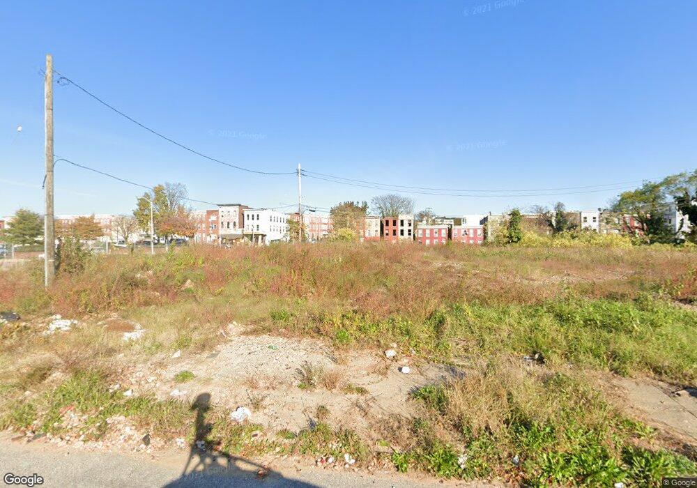 1127 Forrest St, Baltimore, MD 21202 - photo 1