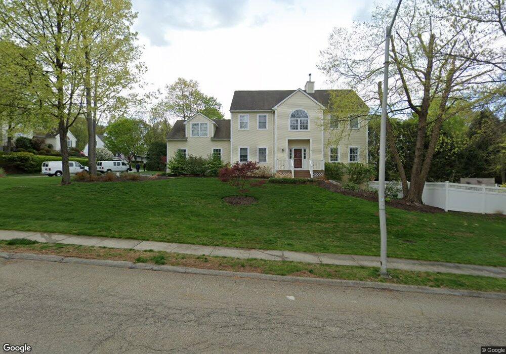 1 Newton Ct, Croton On Hudson, NY 10520 - photo 1