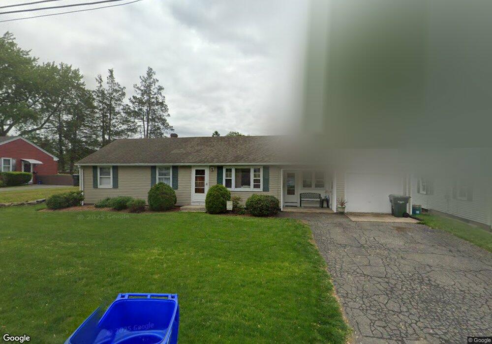 21 Kay St, Springfield, MA 01109 - photo 1