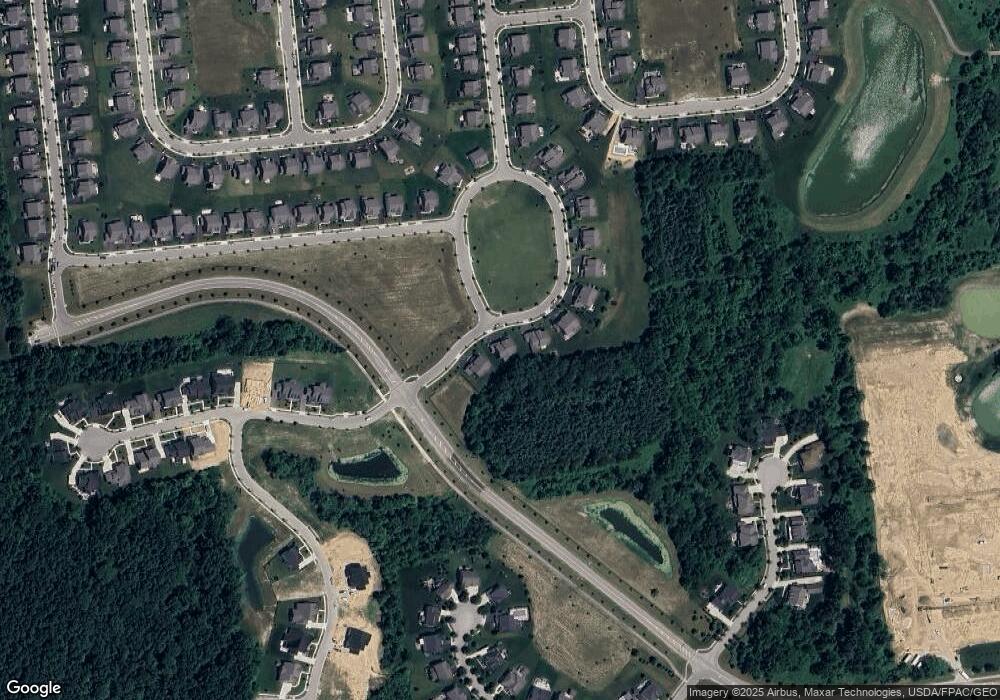 10670 Pearl Creek Dr, Plain City, OH 43064 - photo 1