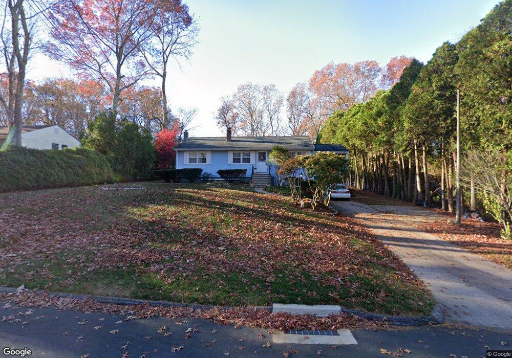 9 Maplewood Dr, East Lyme, CT 06333 - photo 1