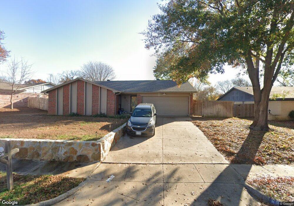 3009 Highgate Ln, Bedford, TX 76021 - photo 1