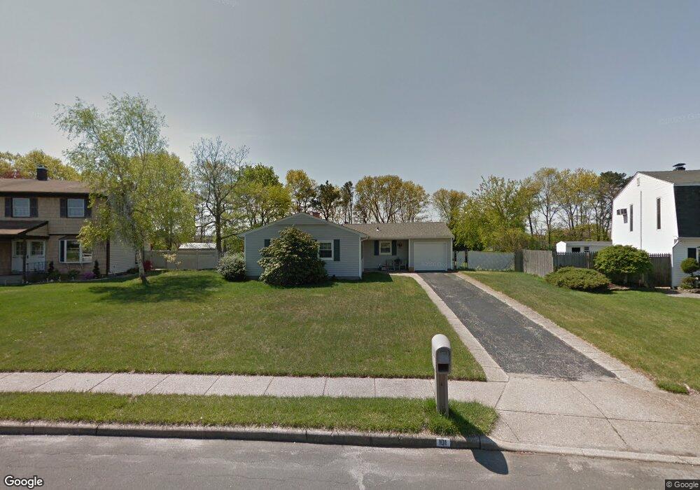 101 Rudder Dr, Holtsville, NY 11742 - photo 1