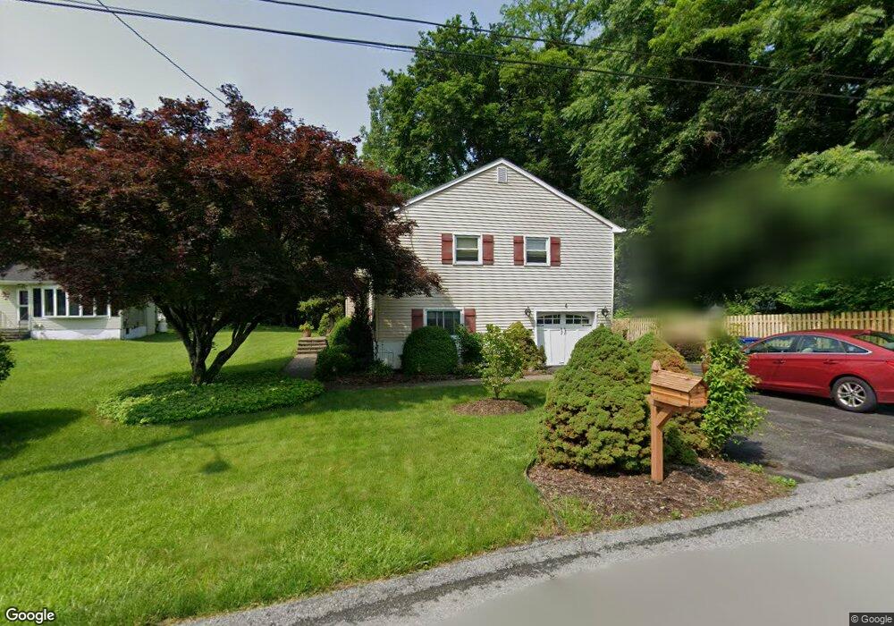 4 Holland Ct, Poughkeepsie, NY 12603 - photo 1