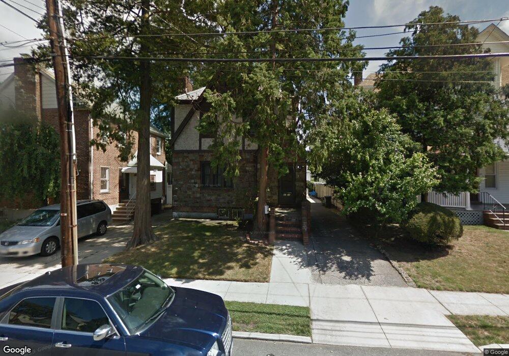 47-15 162nd St unit 1st FL, Flushing, NY 11358 - photo 1