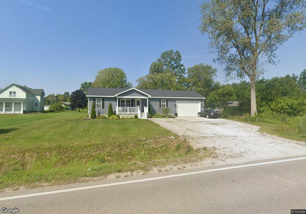 3083 Beach Rd, Port Huron, MI 48060 - photo 1