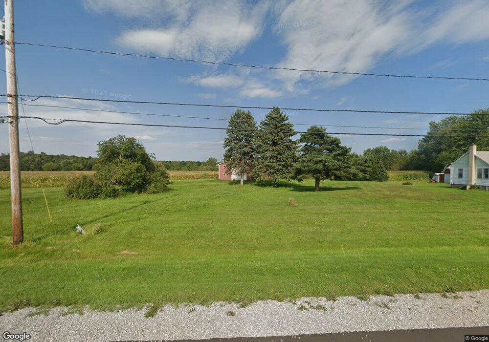 11755 Dixie Hwy, Birch Run, MI 48415 - photo 1