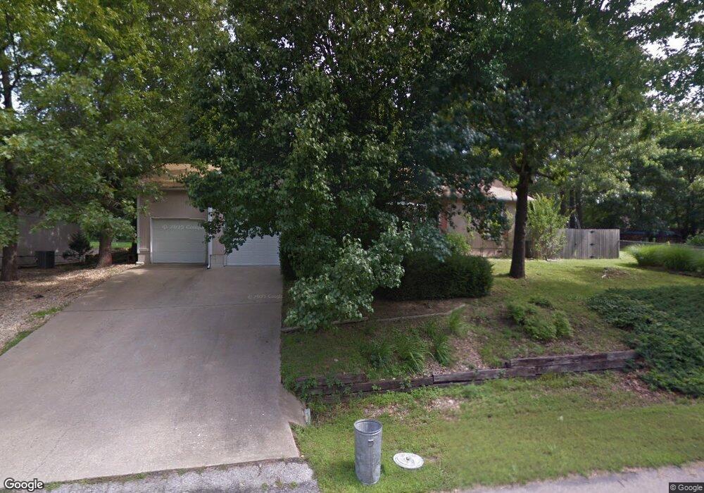 2 Oak Knoll Ln, Bella Vista, AR 72715 - photo 1