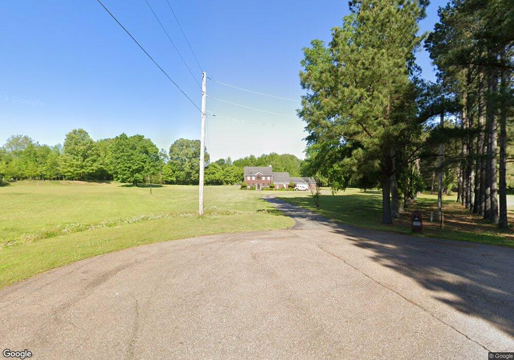 5860 Rolling Pine Dr N, Olive Branch, MS 38654 - photo 1