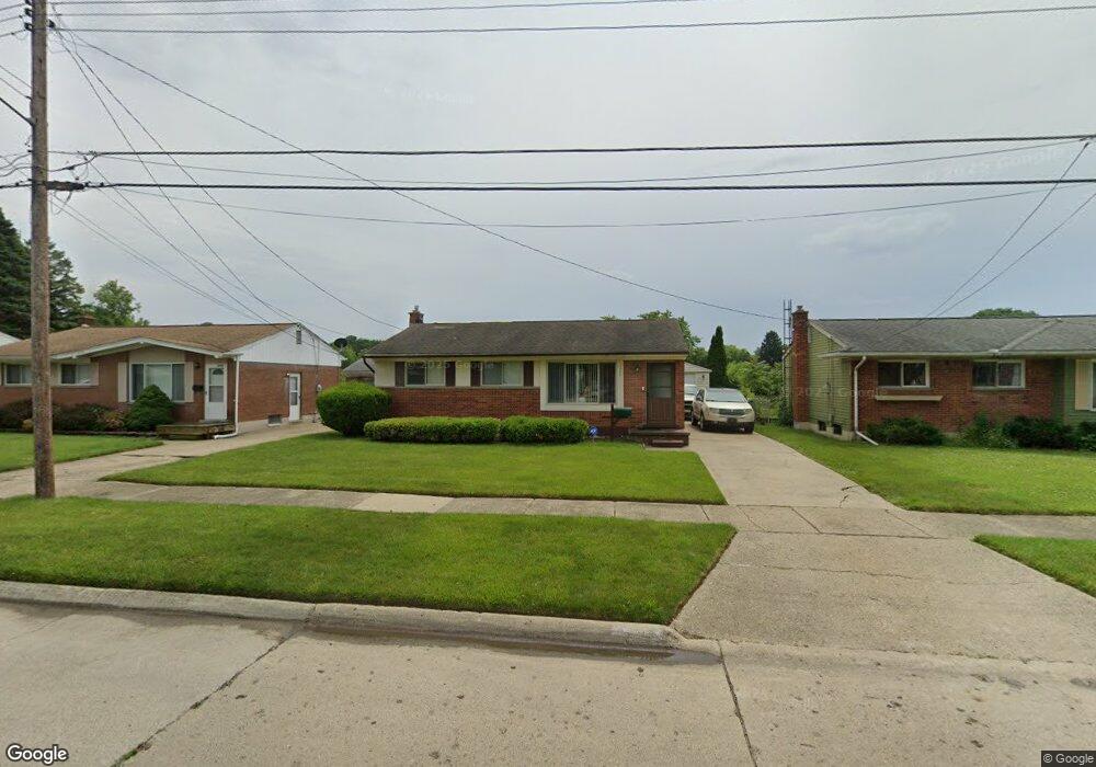 3732 Dolphaine Ln, Flint, MI 48506 - photo 1