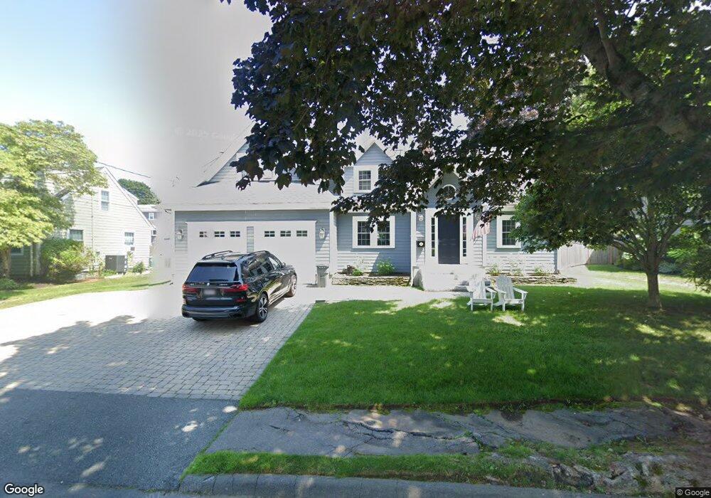 16 Hawthorn Rd, Marblehead, MA 01945 - photo 1