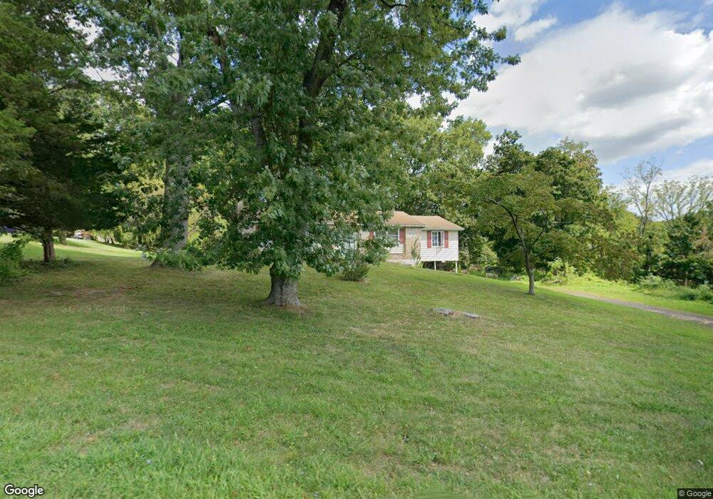 813 N Limekiln Pike, Chalfont, PA 18914 - photo 1