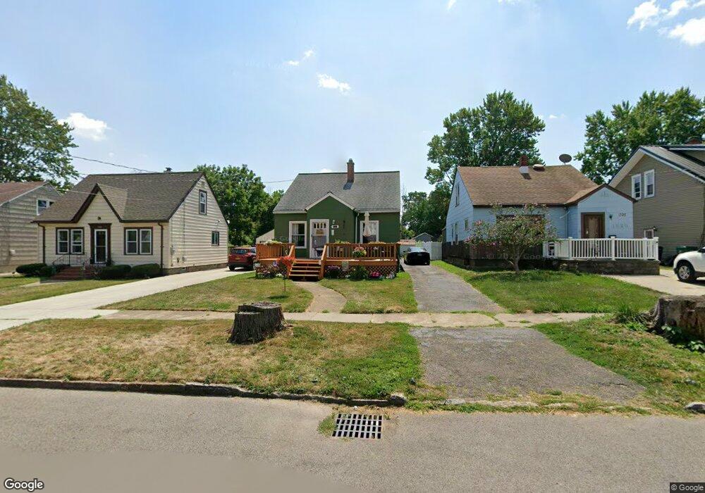 1331 Maple Ave, Niagara Falls, NY 14305 - photo 1