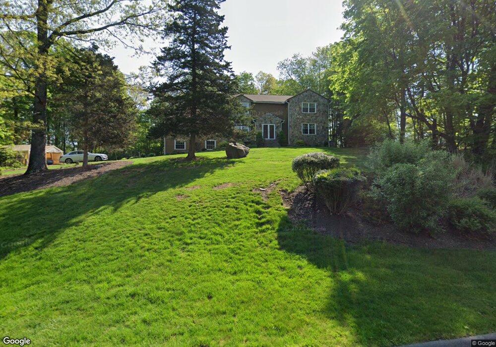 35 Skating Pond Rd, Trumbull, CT 06611 - photo 1