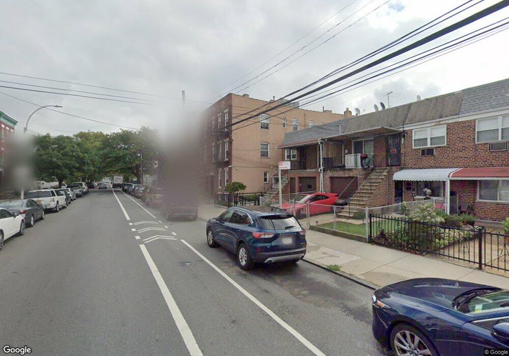 22-65 43 Rd St unit 1 F, New York City, NY 11105 - photo 1