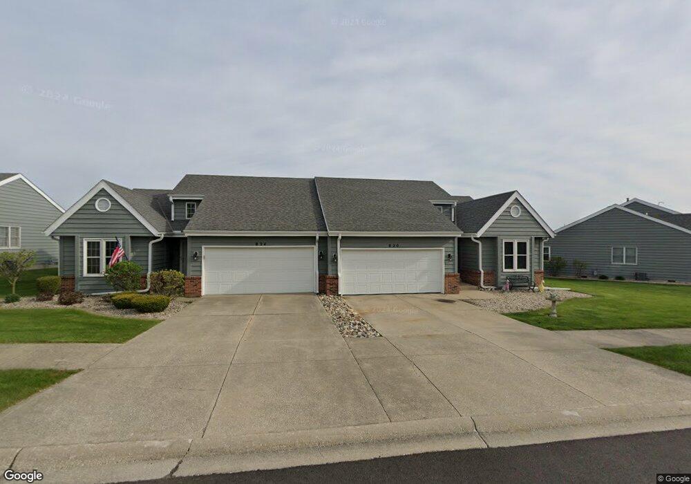 820 Pheasant Dr, Crown Point, IN 46307 - photo 1