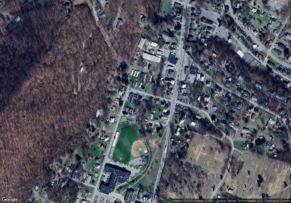 55 Broadway St, Berkeley Springs, WV 25411 - photo 1