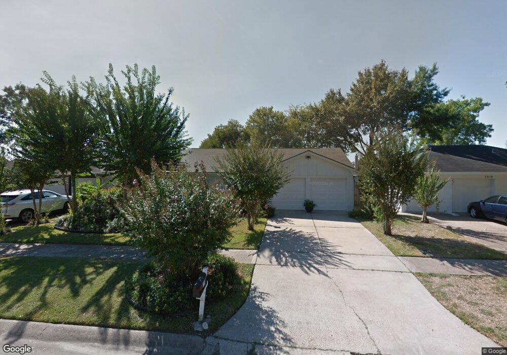 7215 Brook Stone Dr, Houston, TX 77040 - photo 1