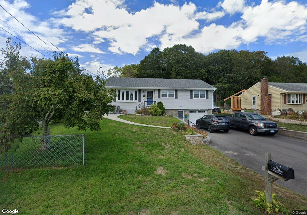 11 Antoinette St, Pawcatuck, CT 06379 - photo 1