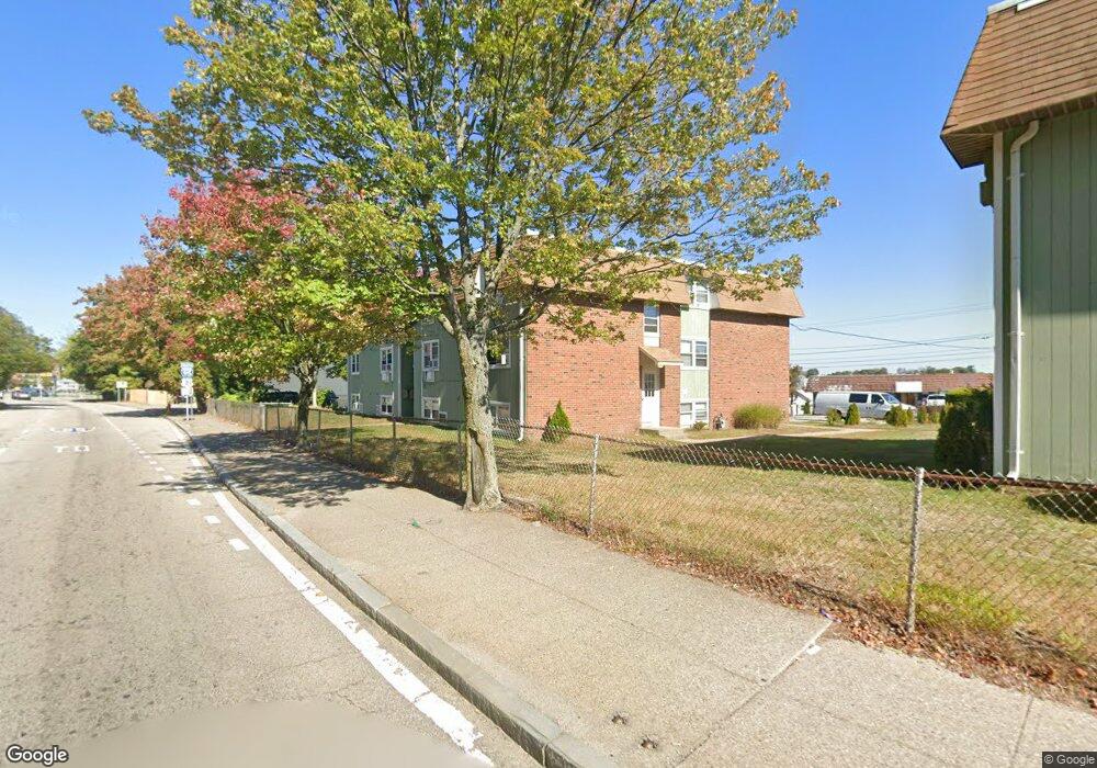 136 George St unit 8, Pawtucket, RI 02860 - photo 1